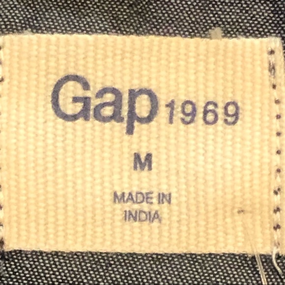 NWT Gap chambray shirt with bell sleeves - Picture 4 of 7